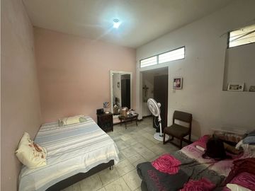 Venta de casa en el B/ santander
