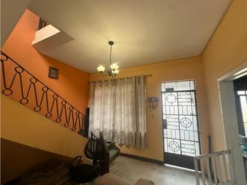 Venta de casa en el B/ santander