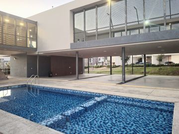 CASANUEVA EN VENTA, PRECIOSA TERMINADOS PREMIUM EN SAVIA CENTRAL , ZAPOPAN.