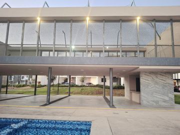 CASANUEVA EN VENTA, PRECIOSA TERMINADOS PREMIUM EN SAVIA CENTRAL , ZAPOPAN.