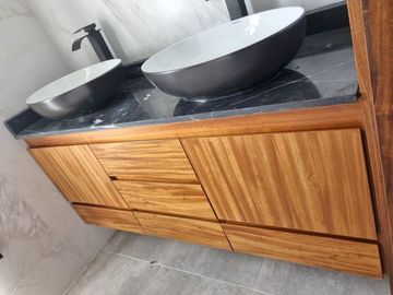 CASANUEVA EN VENTA, PRECIOSA TERMINADOS PREMIUM EN SAVIA CENTRAL , ZAPOPAN.