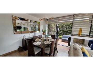 Bella y amplia casa en Cota para Venta