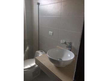 SE VENDE AMPLIO APARTAMENTO EN VILLA SANTOS SOMBRA