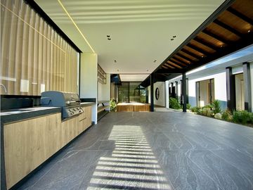 Lujosa Casa Campestre Parcelacion Llanogrande