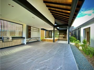 Lujosa Casa Campestre Parcelacion Llanogrande