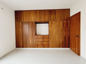 Casa en VENTA con recamara en planta baja Fracc LOMAS DE LA RIOJA