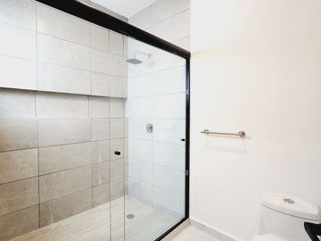 Casa en VENTA con recamara en planta baja Fracc LOMAS DE LA RIOJA