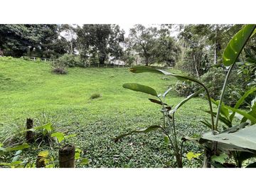 VENTA DE CASA CAMPESTRE EN SALENTO, QUINDO, COLOMBIA