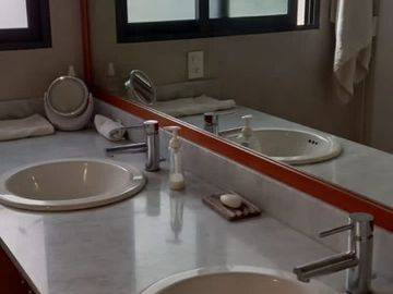 EN VENTA   !!!INVERSIONISTAS OPORTUNIDAD!!! CASA  SAN CARLOS
