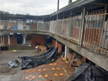 SE VENDE CASA LOTE POR VILLA DIANA, VILLAMARA