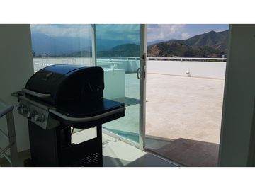 Apartamento con excelente ubicación en el Prado - 005