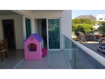 Apartamento con excelente ubicación en el Prado - 005