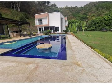 FINCA CAMPESTRE EN VENTA SOPETRAN
