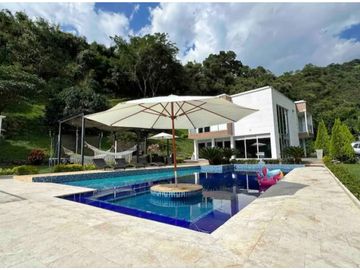 FINCA CAMPESTRE EN VENTA SOPETRAN
