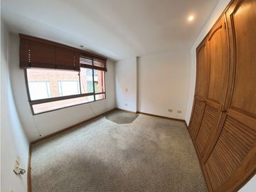 Apartamento duplex en venta de 137 m2 Molinos norte