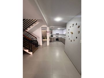 Venta de Espectacular Casa en Condominio en Jamundi
