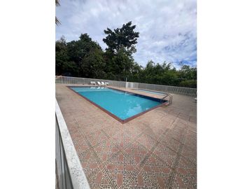 Venta de Espectacular Casa en Condominio en Jamundi