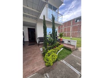 Venta de Espectacular Casa en Condominio en Jamundi