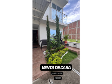 Venta de Espectacular Casa en Condominio en Jamundi