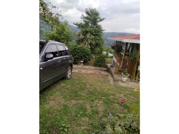 Casa de campo en venta / permuta - Santa Rosa de Tapias Guacarí Valle