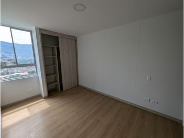 SE VENDE APARTAMENTO EN COPACABANA