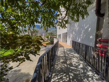 SE VENDE APARTAMENTO EN COPACABANA