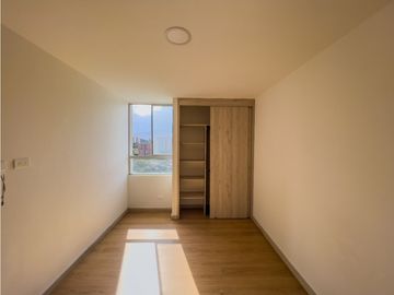 SE VENDE APARTAMENTO EN COPACABANA