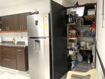 Venta de Casa + Apartaestudio en Villa Hermosa, Medellín | Estrato 4
