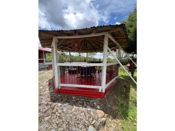 VENTA DE ESPECTACULAR FINCA EN FILANDIA QUINDIO ALTA VALORIZACION
