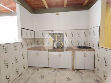 CASA EN VENTA EN EL BARRIO REMANSO YOPAL