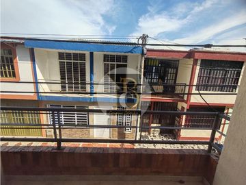 CASA EN VENTA EN EL BARRIO REMANSO YOPAL
