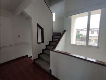 SE VENDE  CASA SECTOR AMERICAS OCCIDENTAL