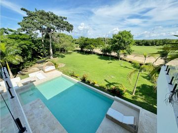 Venta CASA de LUJO de 2 niveles Karibana Beach & Golf Cartagena