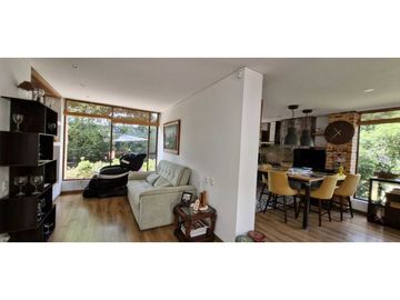 Amplia y bella casa para la venta en Chía