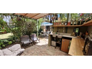 Amplia y bella casa para la venta en Chía