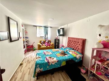 SE VENDE ESPECTACULAR CASA EN LOMA DEL INDIO POBLADO