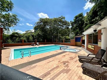 SE VENDE ESPECTACULAR CASA EN LOMA DEL INDIO POBLADO