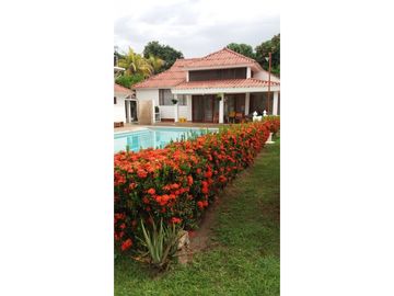 Venta Finca Valle de los Lanceros, Melgar