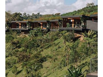 VENTA DE CABAÑA EN EL PEÑOL EN EXCLUSIVA UNIDAD CERRADA