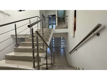 Casa remodelada amoblada en venta permuta Barrio Parque Lineal Palmira