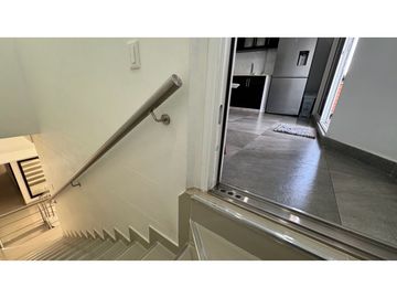 Casa remodelada amoblada en venta permuta Barrio Parque Lineal Palmira