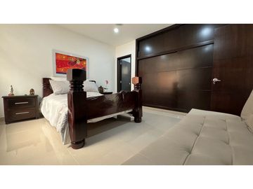 Casa remodelada amoblada en venta permuta Barrio Parque Lineal Palmira