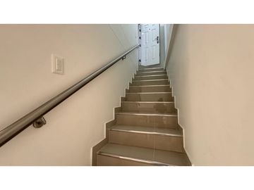 Casa remodelada amoblada en venta permuta Barrio Parque Lineal Palmira
