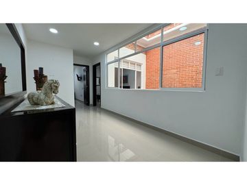 Casa remodelada amoblada en venta permuta Barrio Parque Lineal Palmira