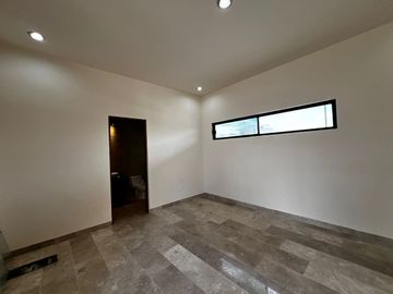 Casa en Venta en Valle de Juriquilla, Diseño de Autor, Doble Altura, Roof Garden