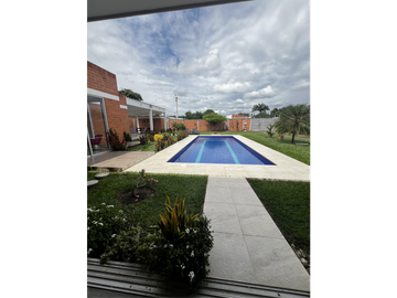 VENTA DE ESPECTACULAR CASA CAMPESTRE EN ROZO VALLE DEL CAUCA