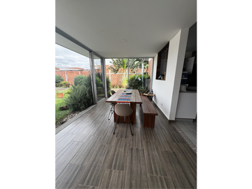 VENTA DE ESPECTACULAR CASA CAMPESTRE EN ROZO VALLE DEL CAUCA