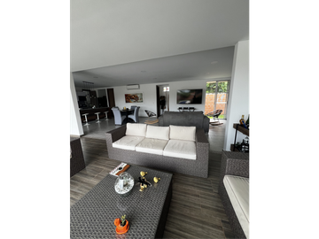 VENTA DE ESPECTACULAR CASA CAMPESTRE EN ROZO VALLE DEL CAUCA