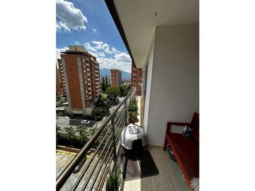 VENTA DE APARTAMENTO UNIDAD COMPLETA  LOMA DE LOS BERNAL PARTE BAJA