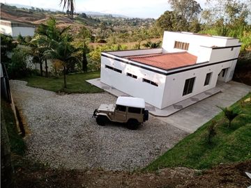 Casa en Venta en El Carmen de Viboral sector Camargo